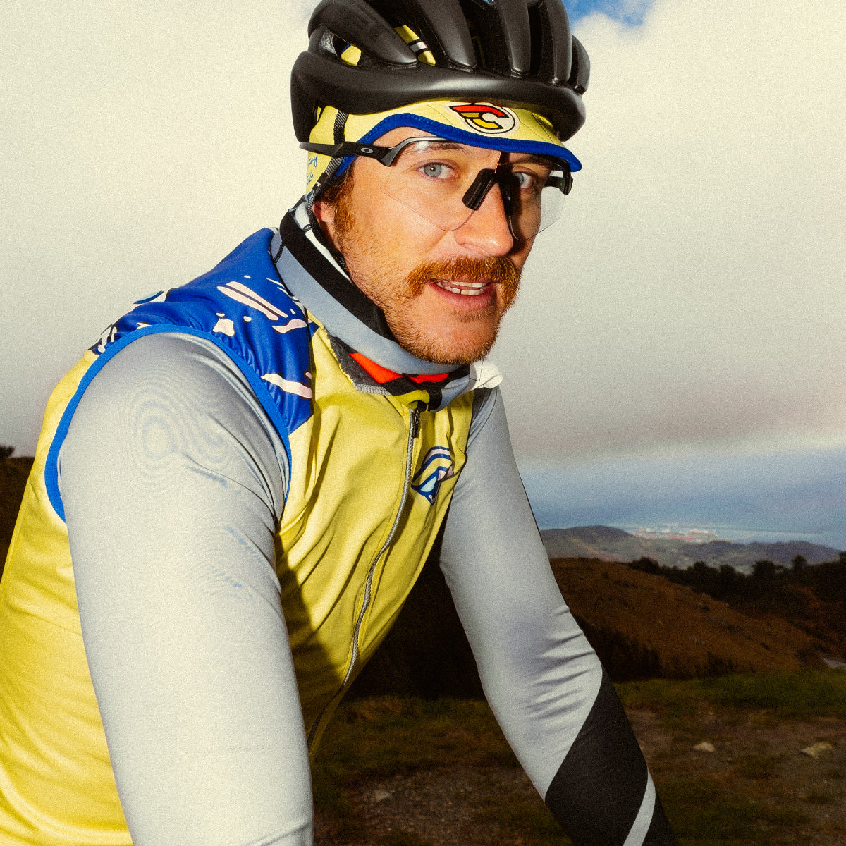 cinelli-winter-vest-tempo-shana-sadeghi-ray-kitten-yellow-gilet-coupe-vent image 3