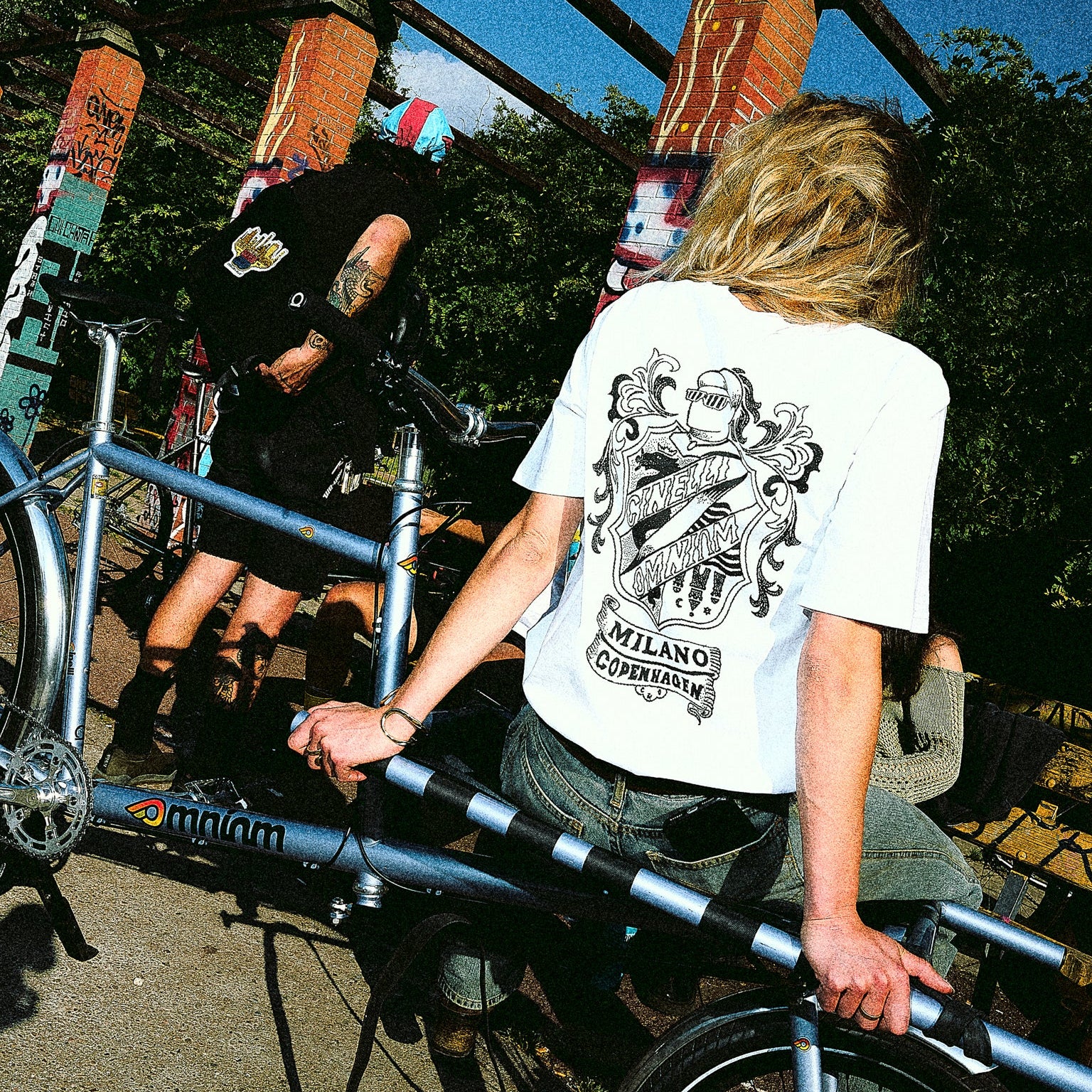 omnium-x-cinelli-supercargo-crest-reg-t-shirt-slim image 3