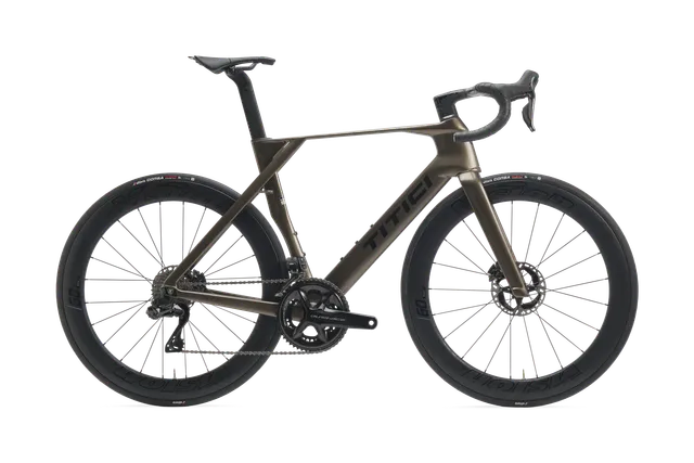 titici-alfa-dura-ace-di2-v-lo-de-route image 1