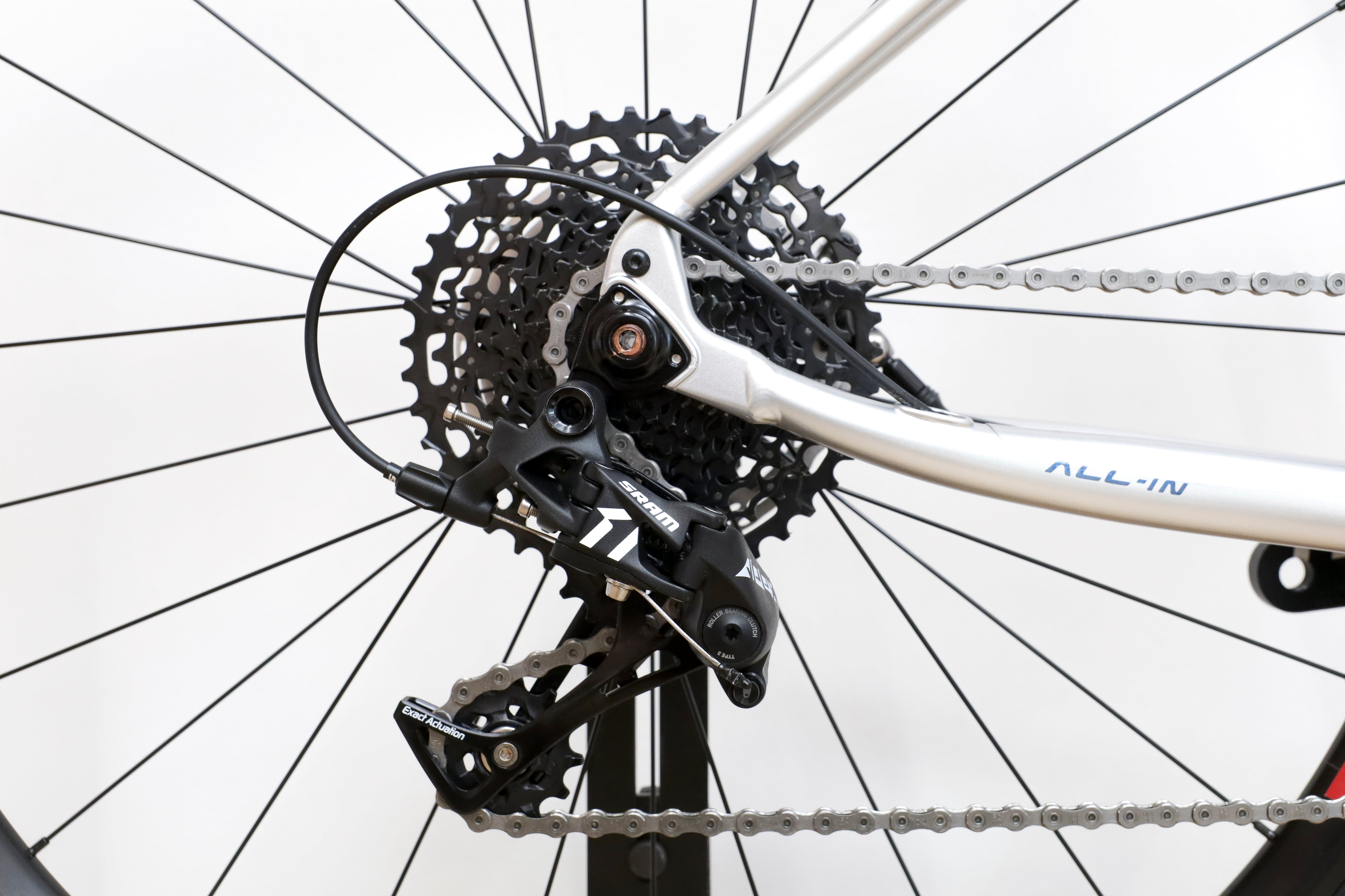 titici-all-in-s-v-lo-gravel image 4