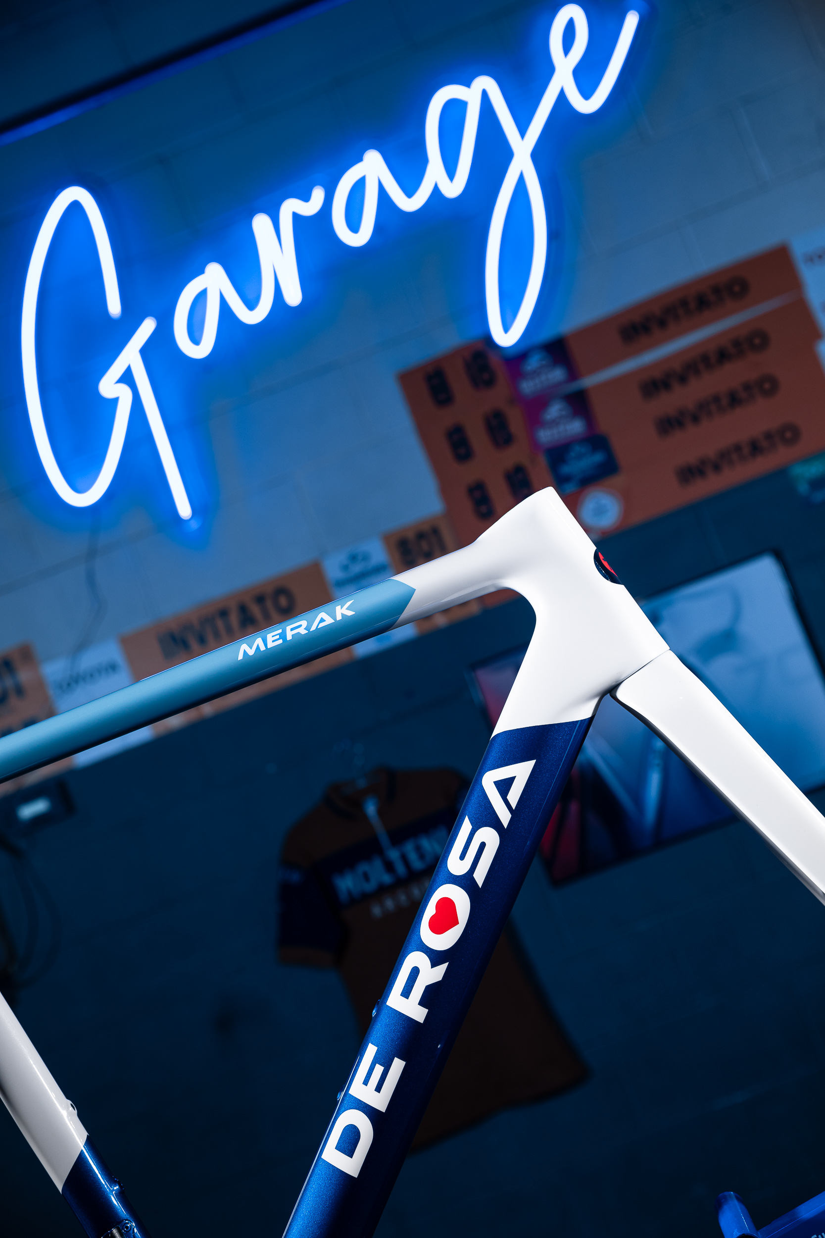 de-rosa-merak-cloud-blue-v-lo-route-pi-ce-unique-colorblock image 4