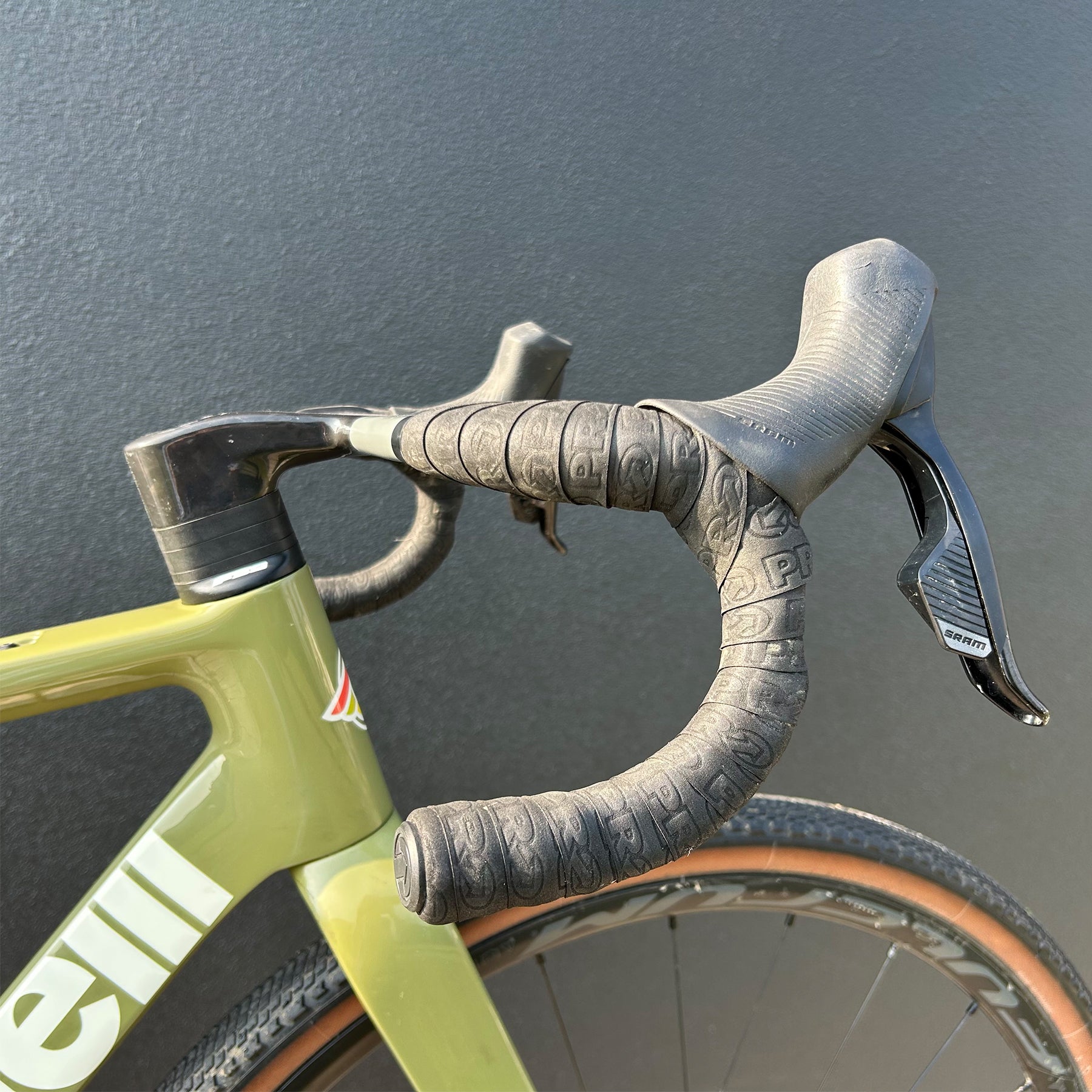 cinelli-king-zydeco-ii-sage-rover-v-lo-gravel-sram-rival-xplr-etap-46s image 5