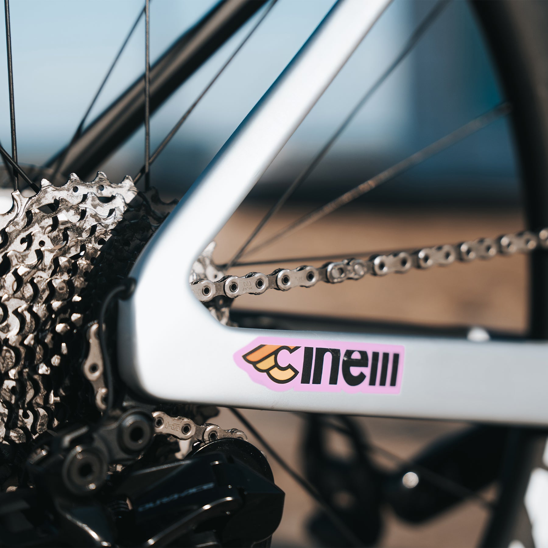 cinelli-pressure-2-v-lo-route-carbone-ultegra-di2-disc image 8
