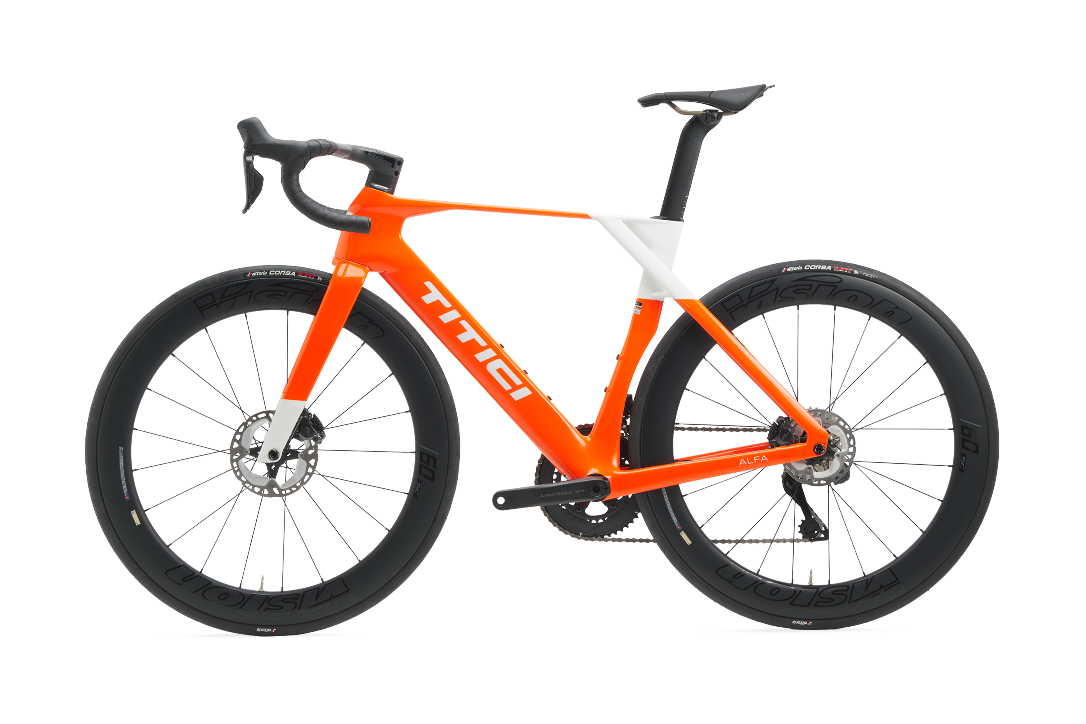 titici-alfa-ultegra-di2-v-lo-de-route image 3