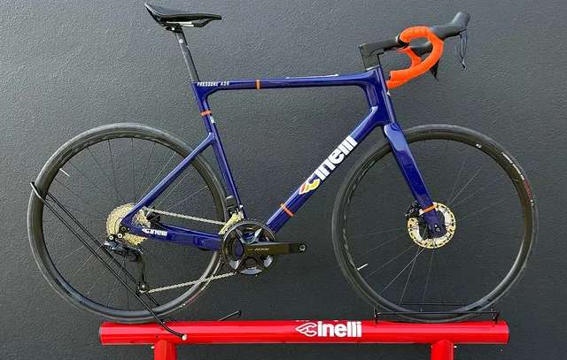cinelli-pressure-adr-105-di2-test-xl-v-lo-route-a-ro-endurance image 1