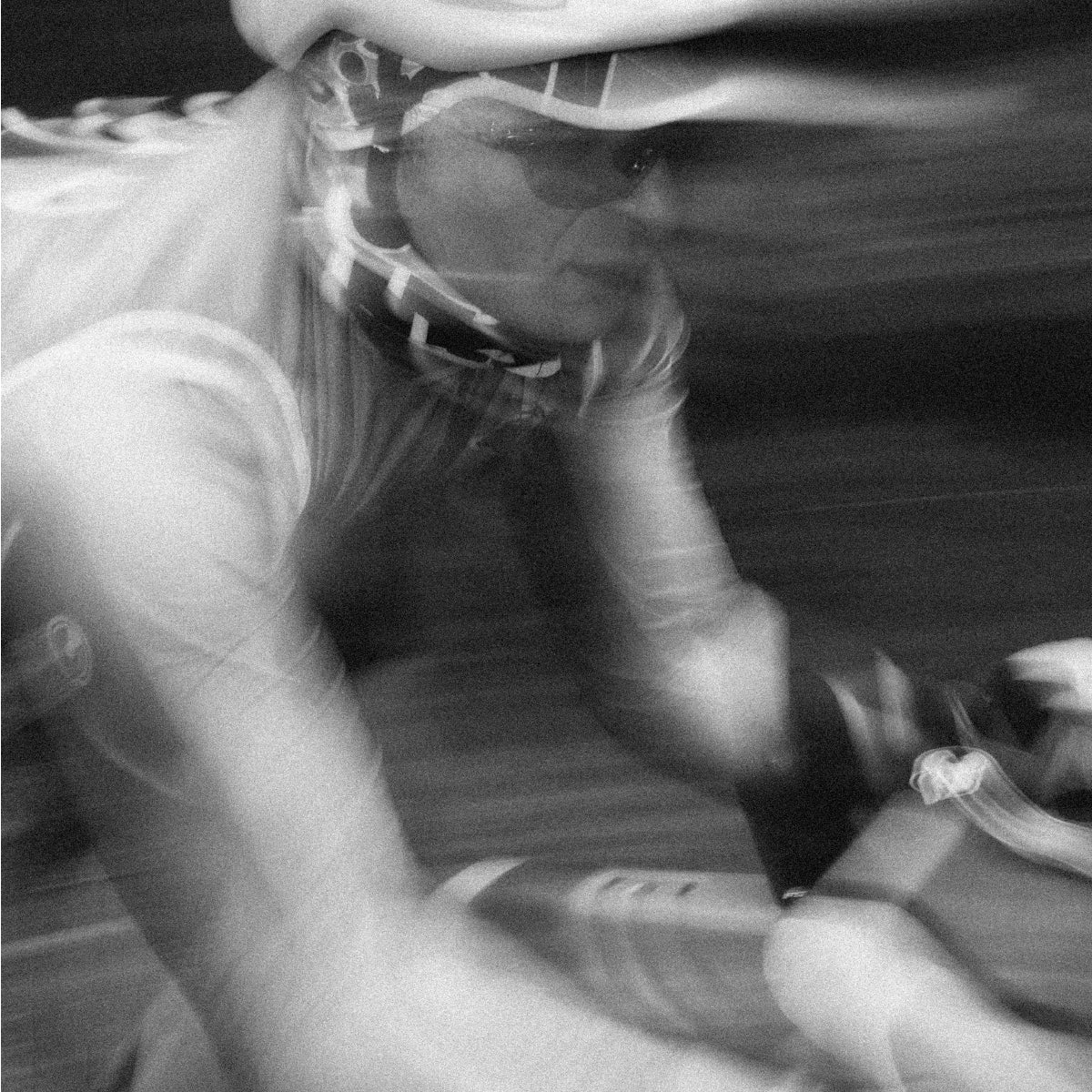 cinelli-tempo-nemo-gilet-hiver-coupe-vent-gris-ciment image 3