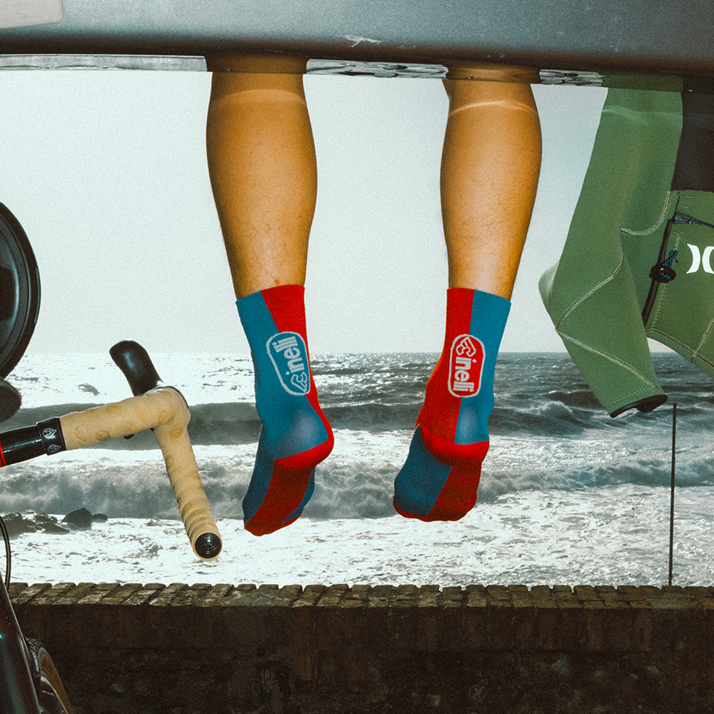 cinelli-oval-red-chaussettes-v-lo-performance image 2