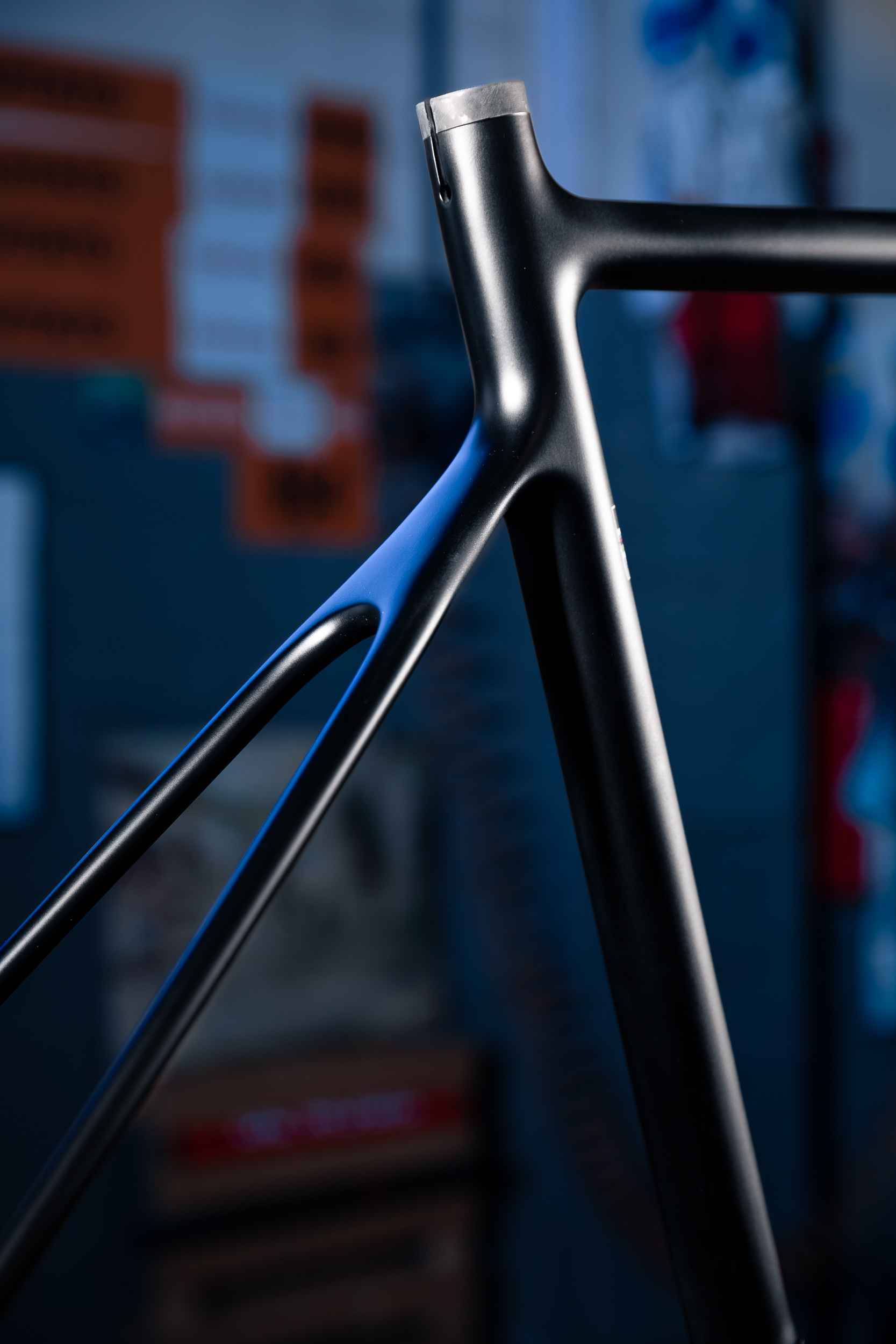 de-rosa-838-stranger-olive-green-v-lo-course-cadre-unique image 5