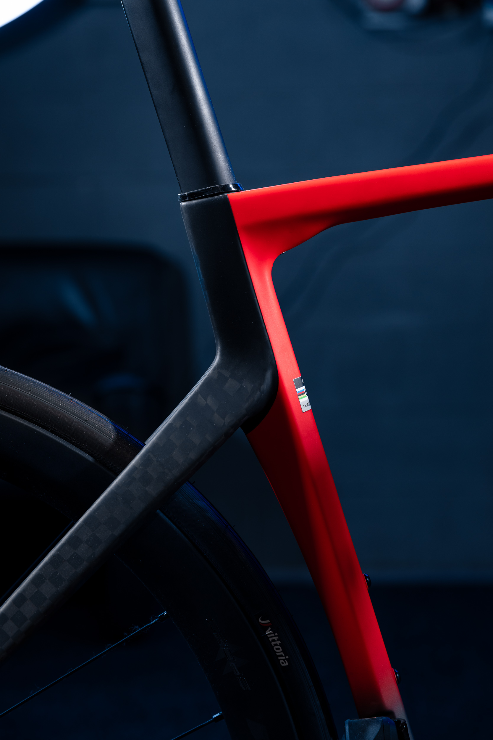 de-rosa-70-stone-red-v-lo-route-pi-ce-shooting-collector image 2