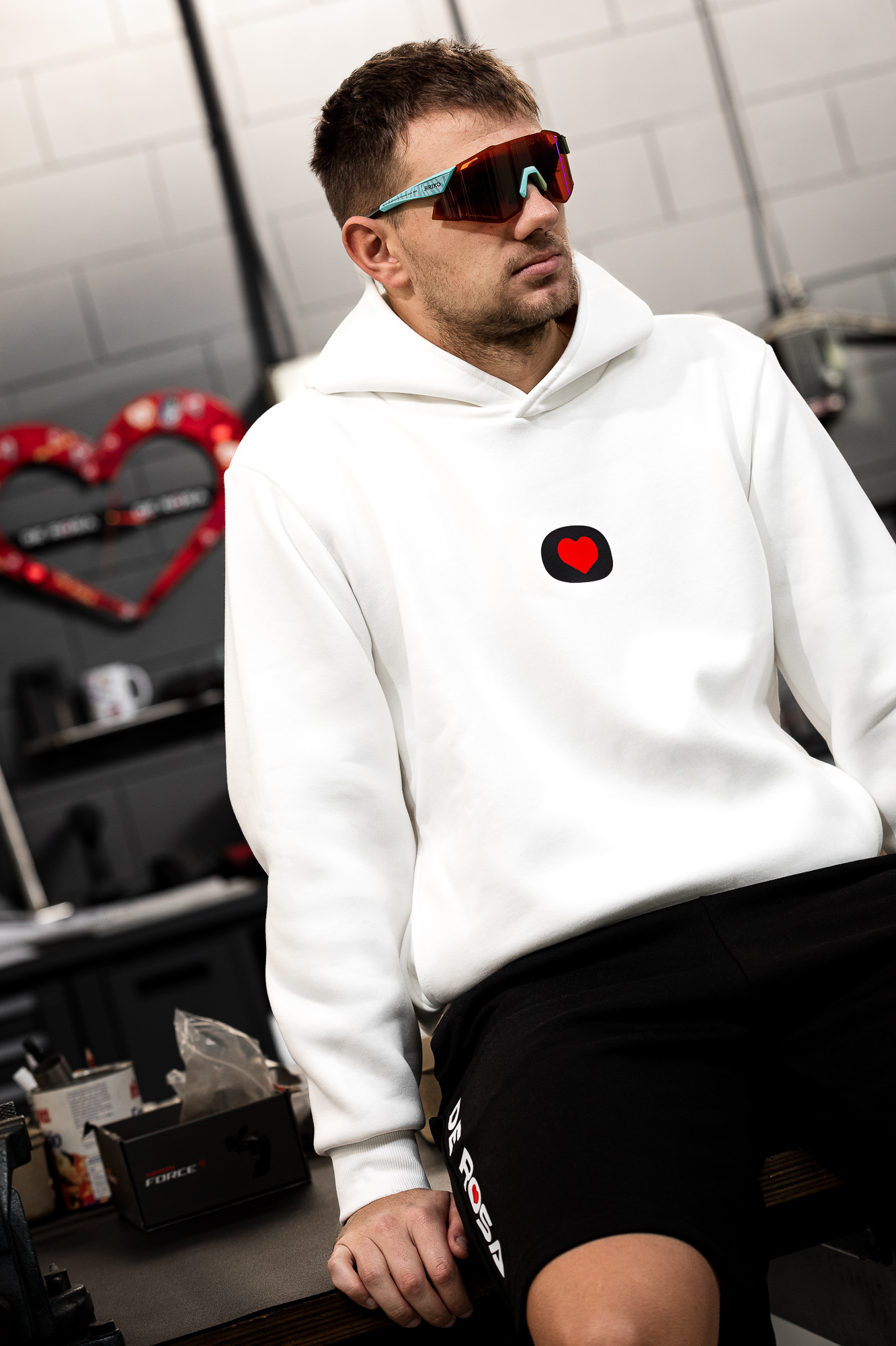 de-rosa-heart-hoodie-sweat-capuche-c-ur-unisexe image 3