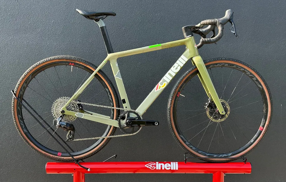 cinelli-king-zydeco-2-sram-rival-1x12-axs-v-lo-gravel-test-taille-s image 1