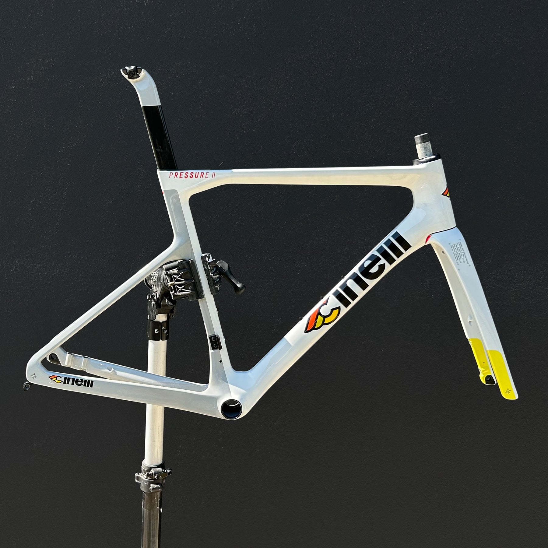 cinelli-pressure-2-kit-cadre-route-carbone-expo-taille-m image 1