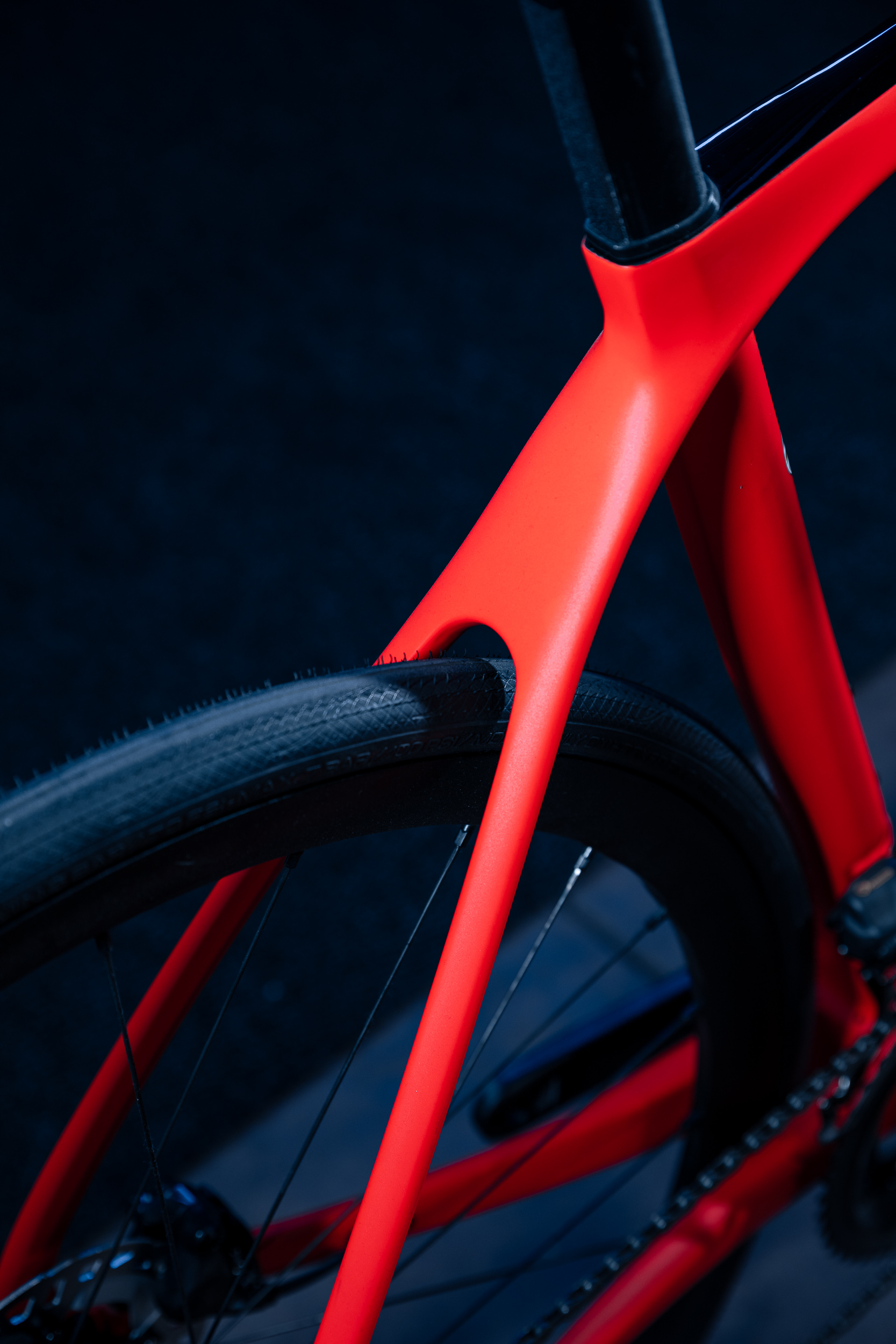 de-rosa-idol-red-grad-v-lo-course-rouge-d-grad image 3
