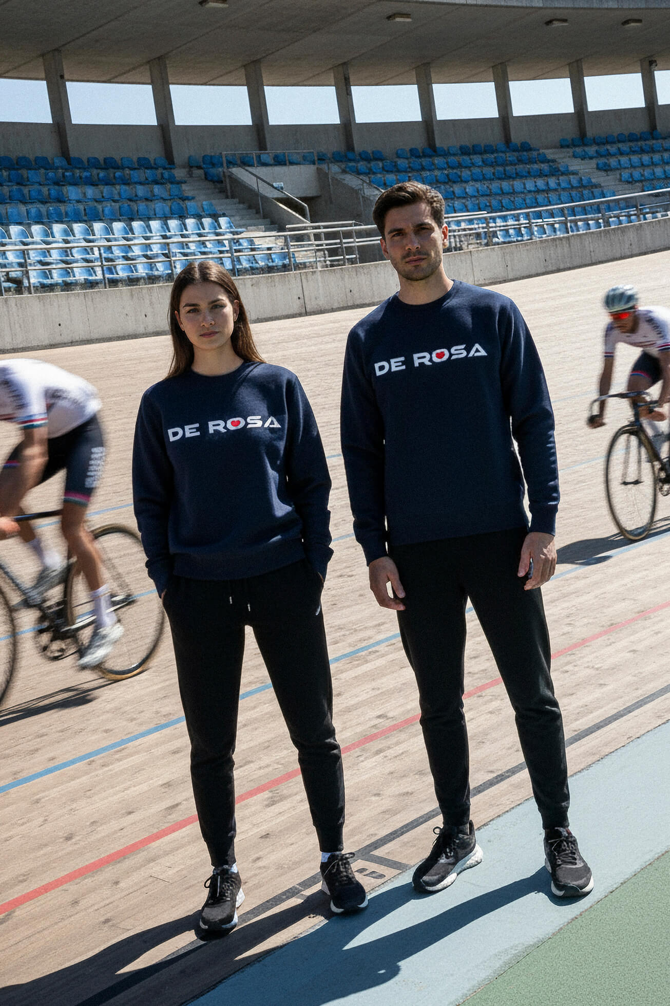 de-rosa-crewneck-sweatshirt-print-sweat-bleu-marine-logo-blanc image 7