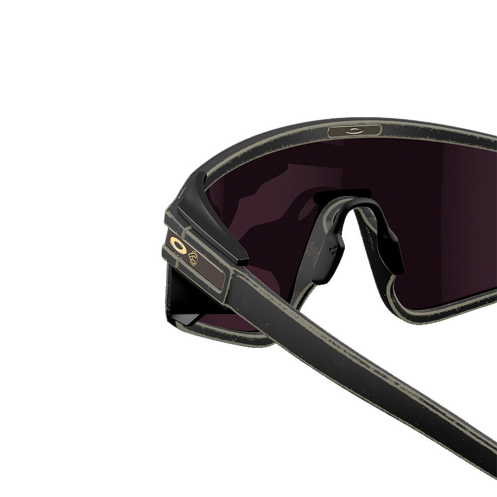 cinelli-x-oakley-latch-panel-raceworn-prizm-road-black-lunettes-de-soleil image 4