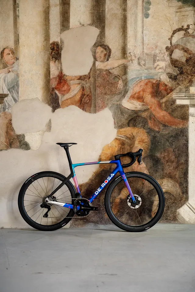 de-rosa-70-v-lo-course-carbone-pro-giro image 1