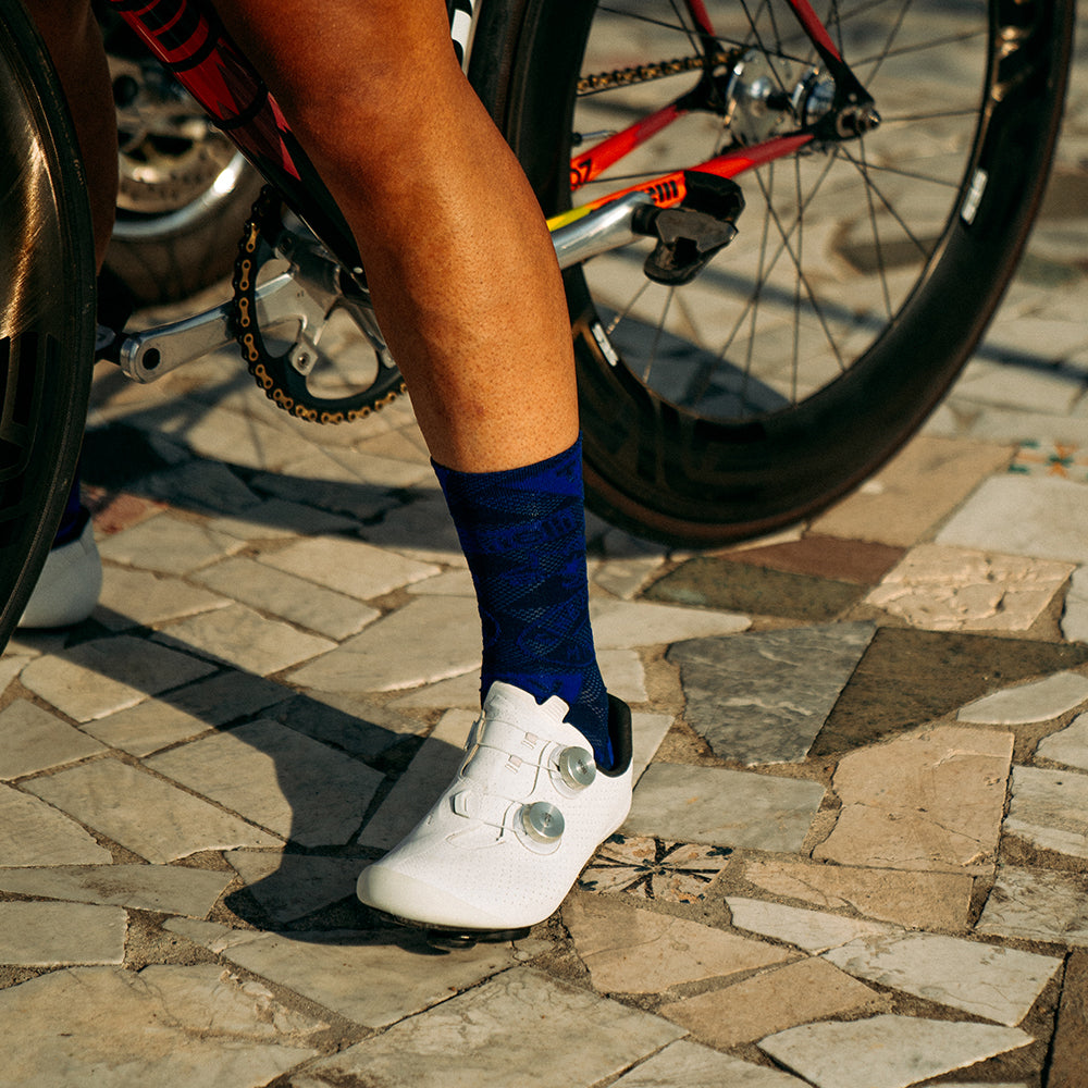 cinelli-chaussettes-tempo-granciclismo-bleu image 2