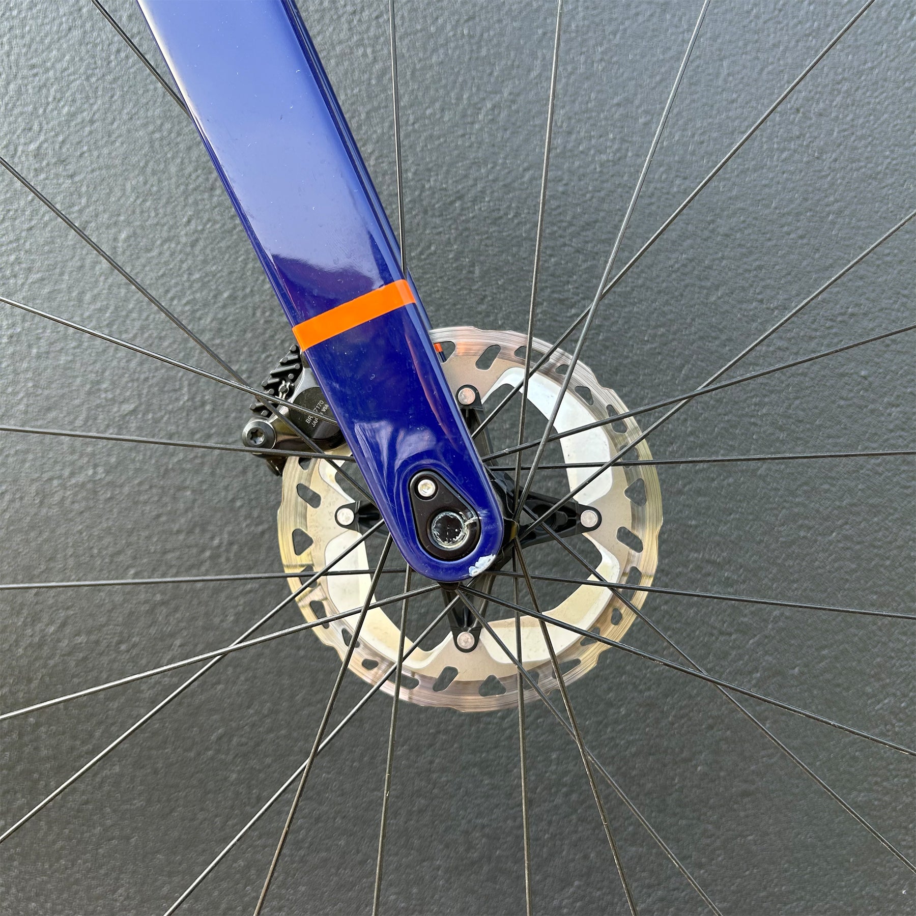 cinelli-pressure-adr-shimano-105-di2-v-lo-route-a-ro-taille-m-expo image 3