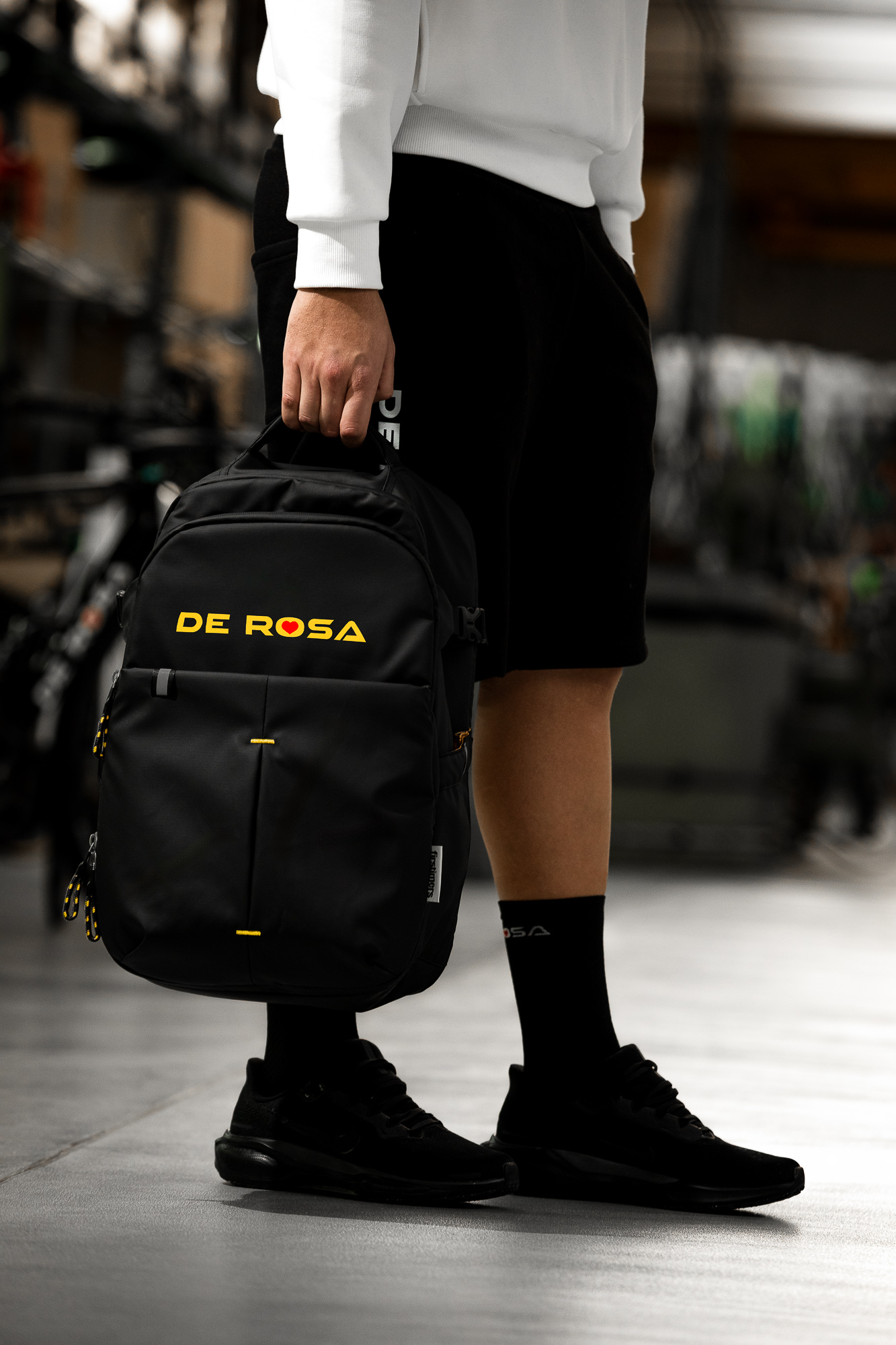 de-rosa-sac-dos-gran-fondo-performance-bag image 4
