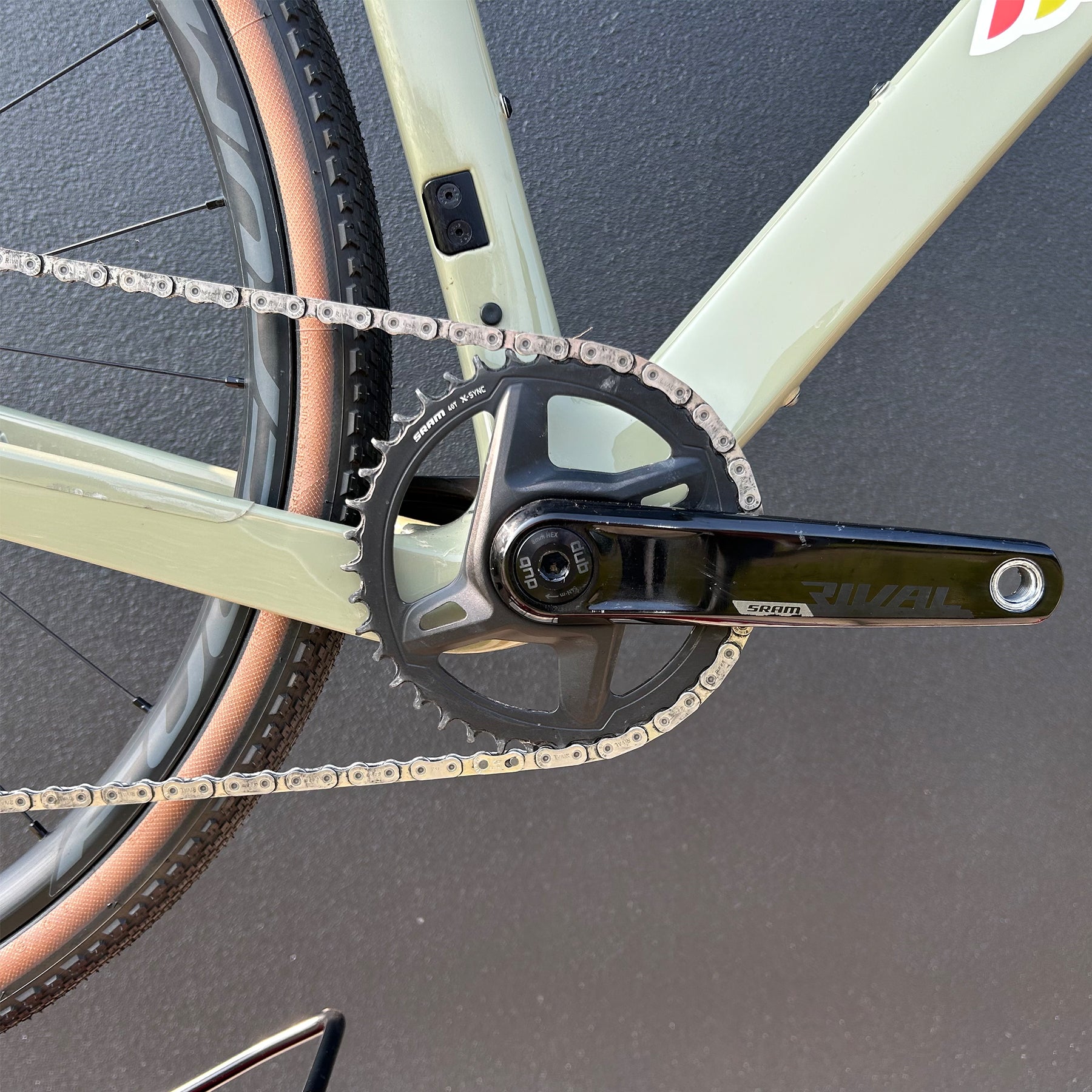cinelli-king-zydeco-ii-sage-rover-v-lo-gravel-sram-rival-xplr-etap-46s image 3