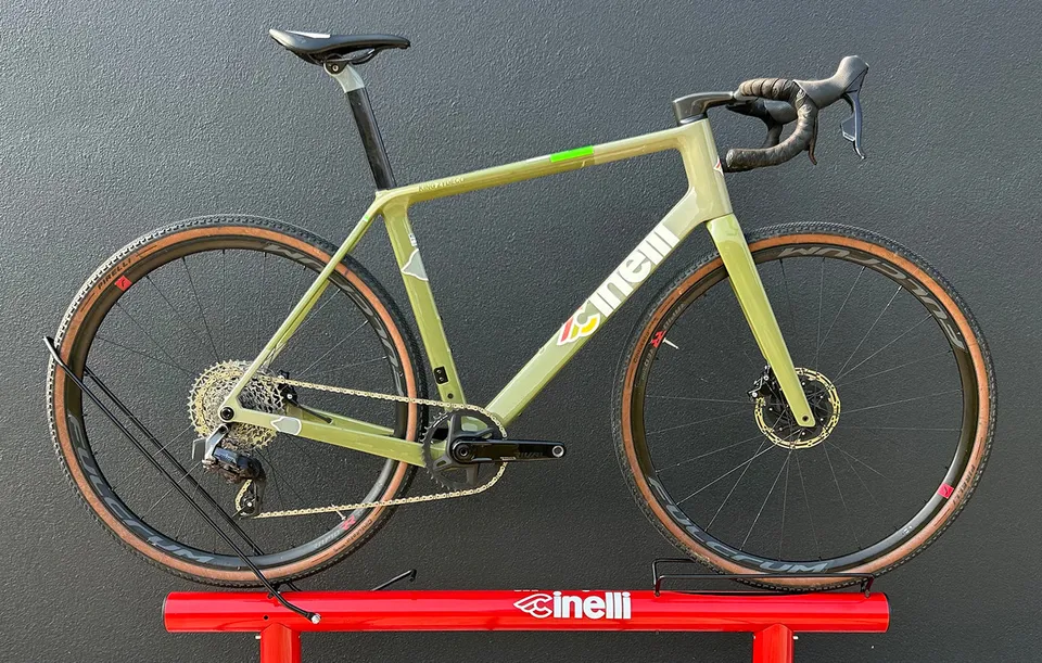 cinelli-king-zydeco-2-sram-rival-axs-v-lo-gravel-test-taille-xl image 1