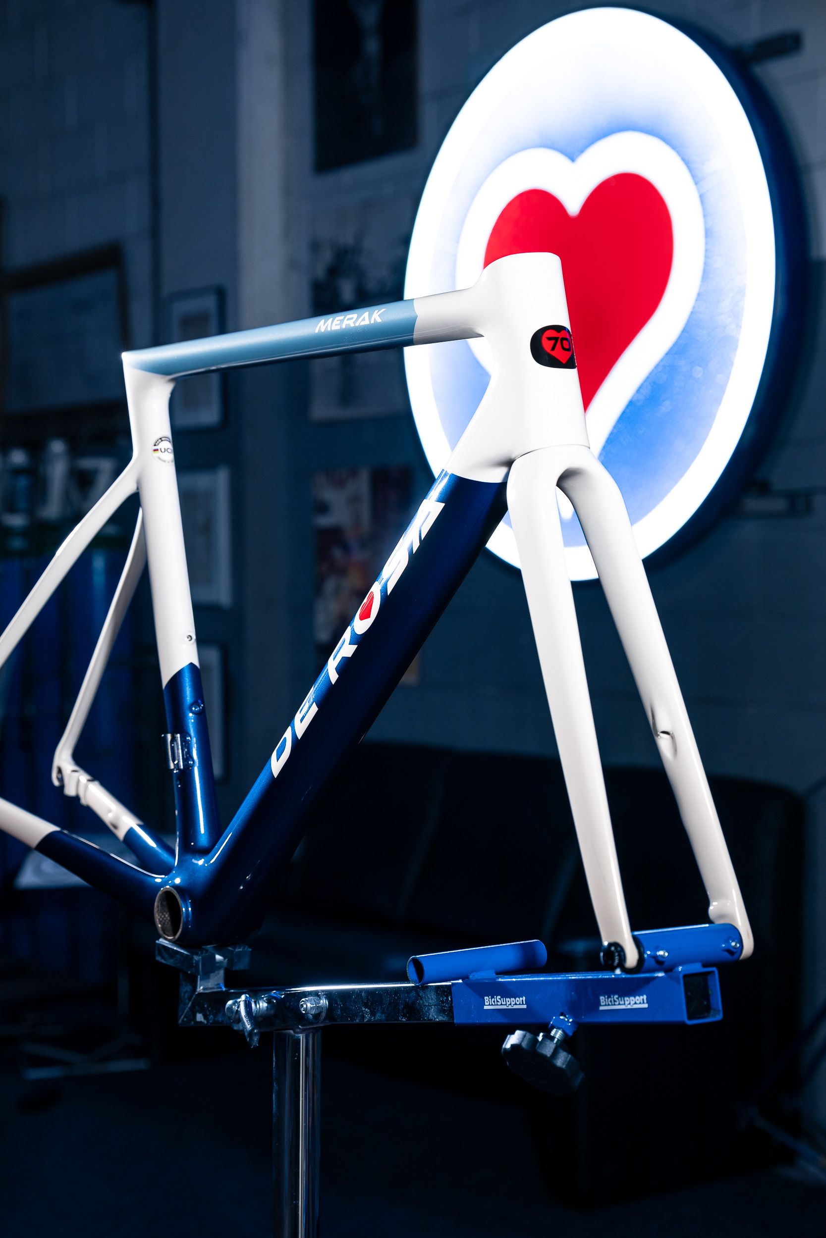 de-rosa-merak-cloud-blue-v-lo-route-pi-ce-unique-colorblock image 7