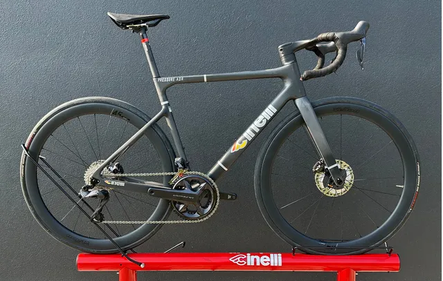 cinelli-pressure-adr-shimano-ultegra-di2-test-taille-s-v-lo-a-ro image 1