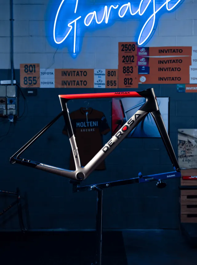 de-rosa-merak-silver-frame-cadre-course-carbone image 1